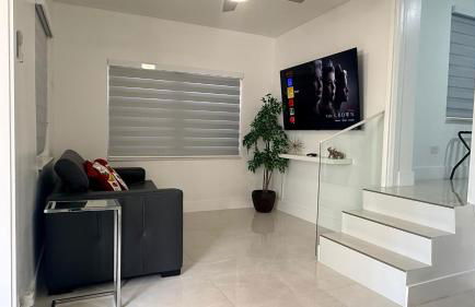 Comfortable modern apartment- central location. - Foto 11
