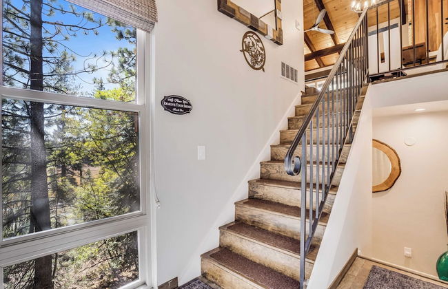 Pinegrove by Avantstay Beautiful Villas Condo Just Outside Tahoe City! - Foto 12