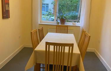 Langham Lake House Milton Keynes - ideal for couples, solo travellers, families - Foto 21