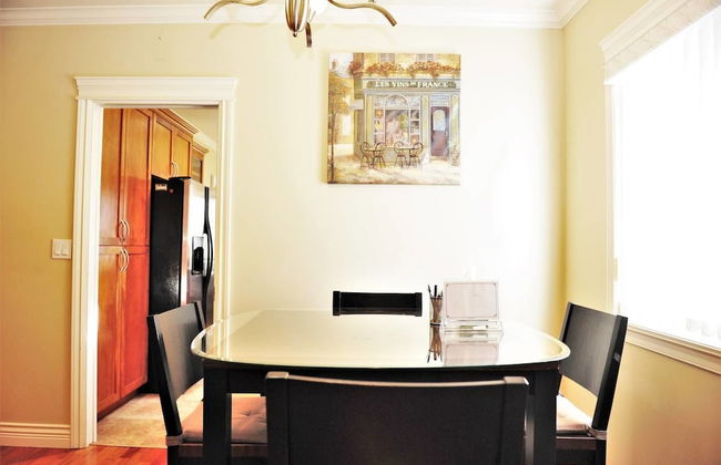 Vancouver West Private House Second Floor - Photo 8