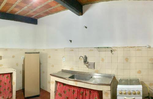 Casarão Miguel Pereira - Refúgio na Natureza com Lareira Externa, Piscina, Fondue e Amplo Jardim - 12 Min do Parque Terra dos Dinos - Foto 40