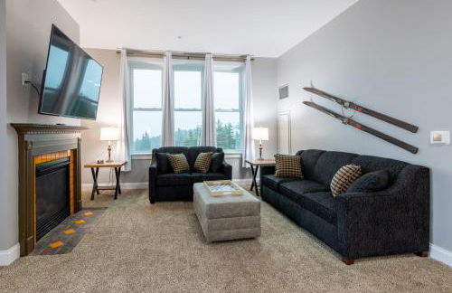 Snowshoe Village Ski-in - Ski-out Condo w Hot Tub - Foto 39