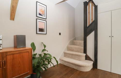 The Courtyard - Hilltop Barn - Photo 15