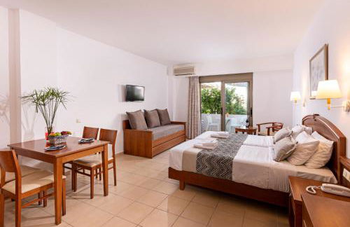 Delfina Boutique Hotel - Photo 40