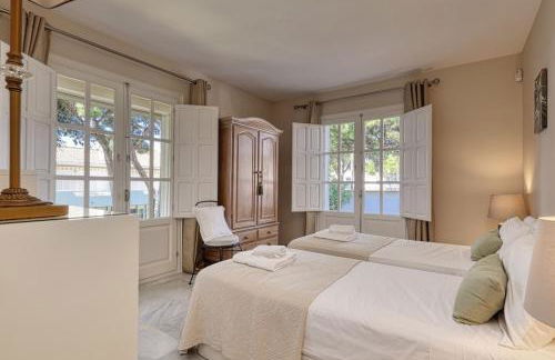 Elegant 2 Bedroom PH in Serene Urb El Presidente RDR521 - Photo 10