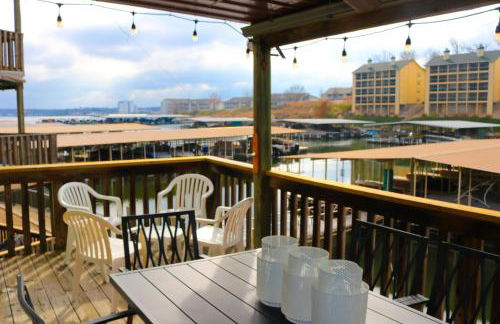 Daylight Cove Lakefront Condo, Pool, Hot Tub! - Foto 80