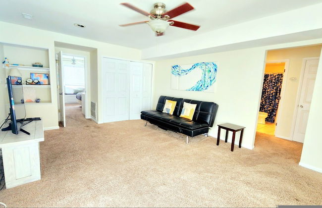 Enjoy Sunny Daze Private Pool Walk to Beach - Foto 46