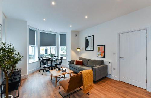 Stylish Flat with En-Suites Near Nature & Amenities - Foto 1