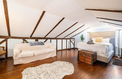 Bethel Woods Retreat - wPool, Hot Tub & Arcade! - Foto 35