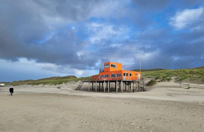 Radiant Bungalow With Patio at Duinland - Foto 50