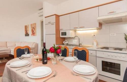 Apartments Nikolina ST - Comfort Two Bedroom Apartment A1 - Photo 8