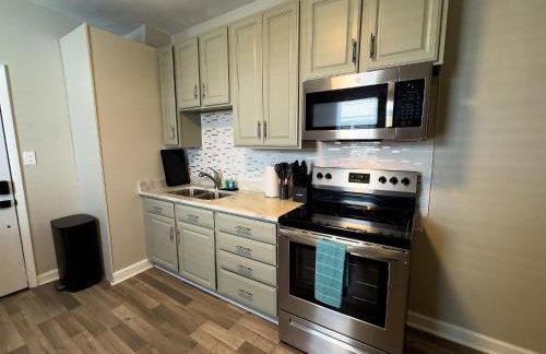 Portsmouth 2BR 1BA Getaway - Foto 4