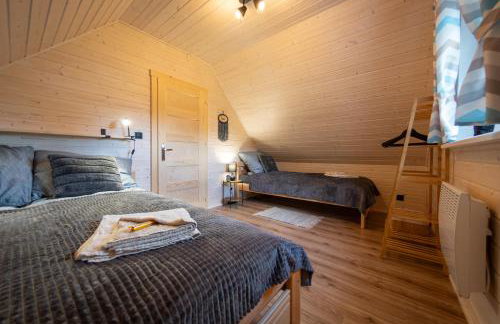 Domki u Sosny - Nowoczesne domki na wyłączność, spokojna okolica blisko lasu i szlaku, 1,2 km od centrum Brennej - Foto 53