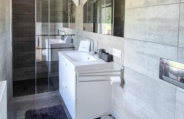 Apartamenty Alcatraz z jacuzzi - Photo 15