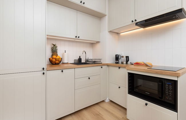 Rustic Style Apartment by Renters - Photo 9