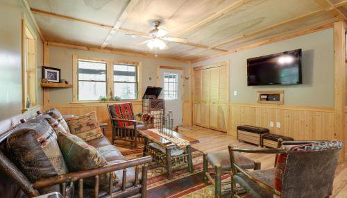 Game Room and Lake Access Wooded Retreat in Jay - Foto 4