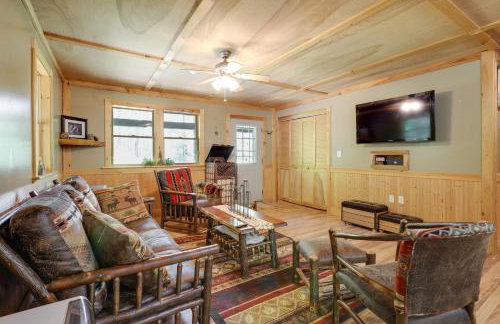 Game Room and Lake Access Wooded Retreat in Jay - Foto 4