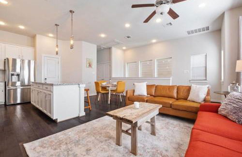 NEW! The Courtland, 2 Car Garage - Foto 14