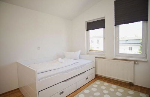 mit Meerblick und Balkon, strandnah, gratis Nutzung vom AHOI Erlebnisbad und Sauna in Sellin - Meeresblick FeWo 51 - Foto 22