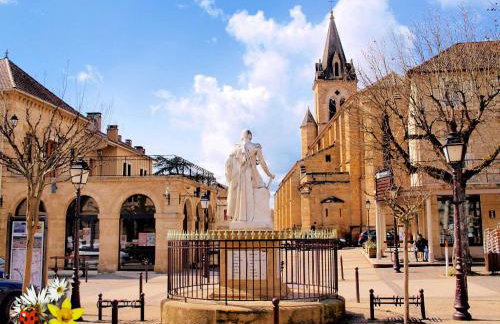 T3 familial avec piscine et parking, résidentiel - Foto 21