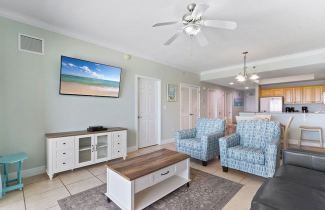 Crystal Shores West Condos by Hosteeva - Foto 34