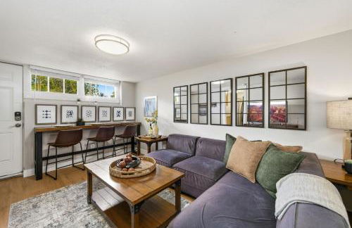 Inviting Bungalow Next to Unc - Free Cruiser Bikes! - Foto 53