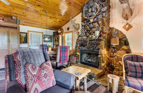 Screened Porch, Deck and Mtn Views Andrews Retreat! - Foto 4