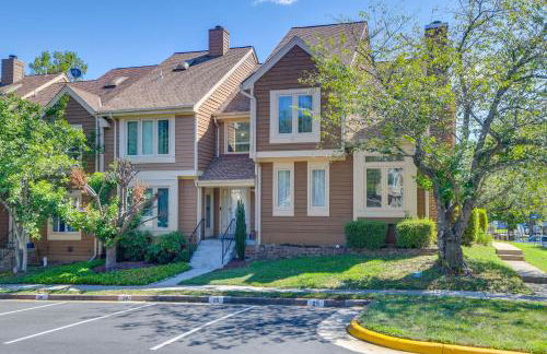 Close to Hospital and Dulles Herndon Townhome - Foto 4