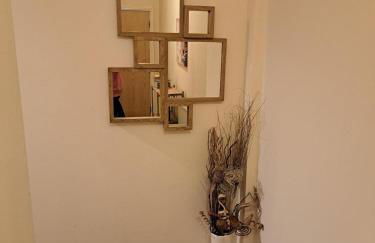 City-center Flat Sleeps 4 With Balcony - Foto 16