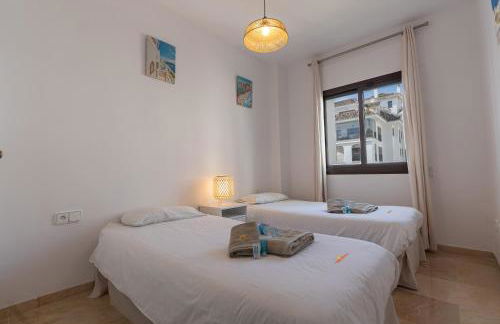 Casablanca Marina Duquesa - Photo 4