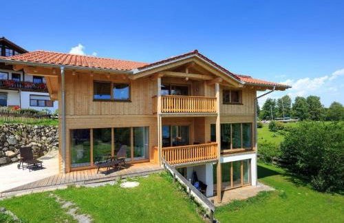 Apartment Chalet mit Blick auf das Wasser by Interhome - Foto 1