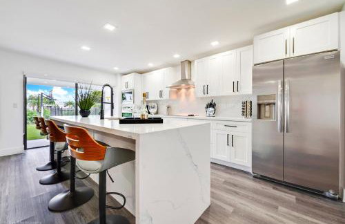 The World's Mansion - Game Room, 9 Bedrooms, HtdPool, Mini Golf, BBQ - Foto 39