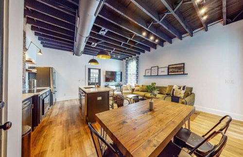 Luxury 8 Bed/4 Ba NuLu Home Private yard/parking - Foto 61