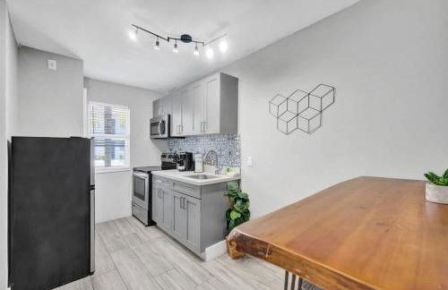 Rustic Retreats Cozy 1BR For 4 Guests Minutes From Las Olas - Foto 24