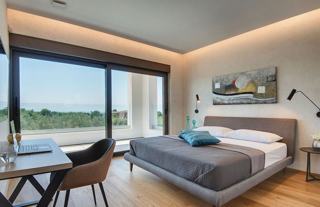 Villa in Vodnjan With Garden - Photo 2