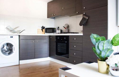 Town Centre Apartment with FREE Parking - Foto 3