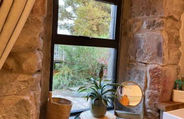 Charming stone Bothy at Loch Lomond - Foto 39