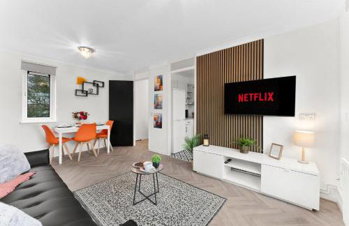 Centrally Located Apt with Parking - Foto 1