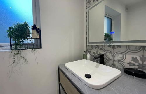 Edge Water Cottage-recently constructed - Foto 20