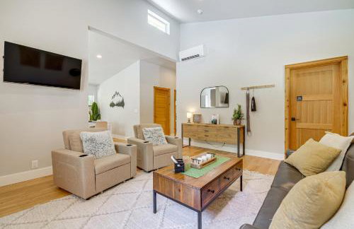 Deck, Hot Tub and Views Sleek Getaway in Index! - Foto 6