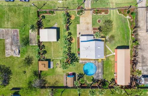 Multi-family Property with Private Pool, Large Yard and Steps From the Bay - Foto 56