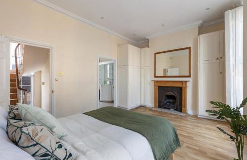 Parea Living - Spacious 4 Story House, Families, Big Groups - Foto 29