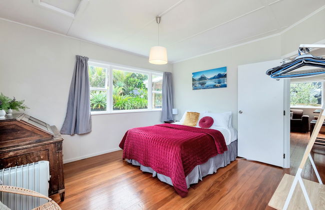 Sunny Grey Lynn Holiday Home - Foto 16