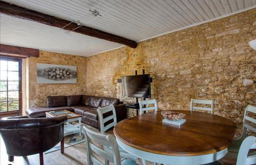 La Vieille Ferme: superbe complexe de 3 gîtes en pierre avec Piscine au coeur du Périgord Noir - Foto 32