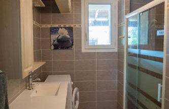 Séjour détente avec spa, piscine et sauna - Photo 14