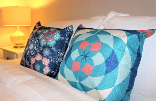 Chic 2BR near DT, 8 min walk to Park&Conservatory - Foto 2