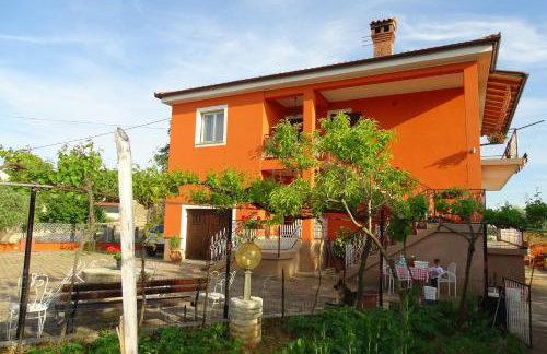 Apartment Parenzana Bibali 65 A 52460-Buje - Foto 1