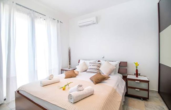 Haraki Villas - Photo 11