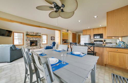 Waterfront Lake Huron Home - Private Beach! - Foto 12