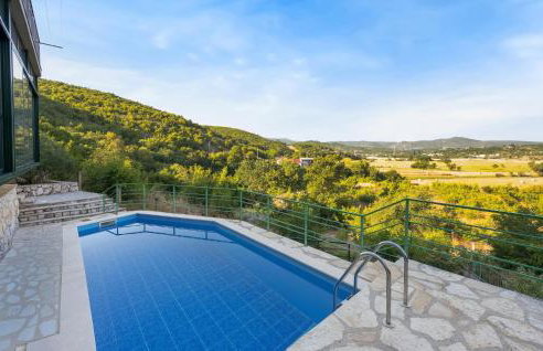 Awesome Home In Mirlovic Polje - Foto 9